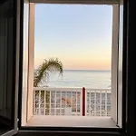 Apartment Sanlorenzobeach, Frontemare, Veranda 5 Posti Letto Marina di San Lorenzo