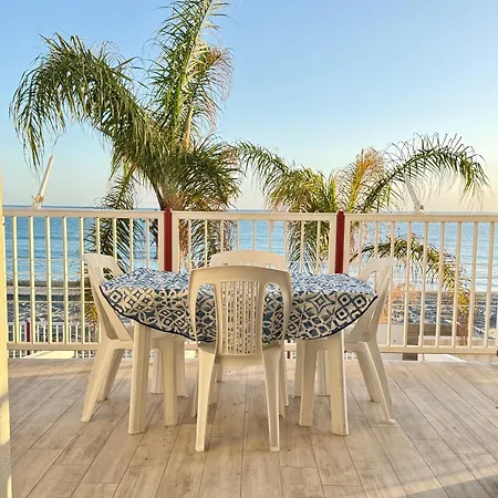 San Lorenzo Beachfront Con Veranda Fronte 5 Posti Apartament Marina di San Lorenzo